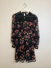 Love & Roses Size 8 Floral