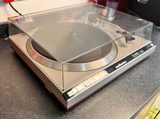 Technics SL-1300 MK2 Turntable