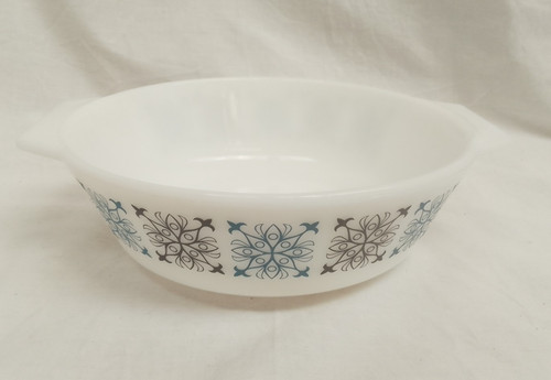 Vintage pyrex casserole dish - vintage,