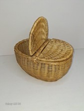 Vintage Wicker Basket with lid