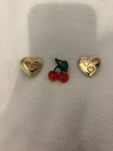 Brooch set the variety club - the,