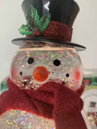Scentsy swirling snowman 2023 - scentsy,