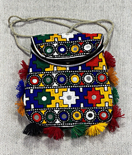 Women small canvas - small,
