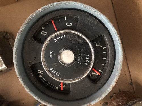 Triumph 2000 mk1 gauges - triumph,
