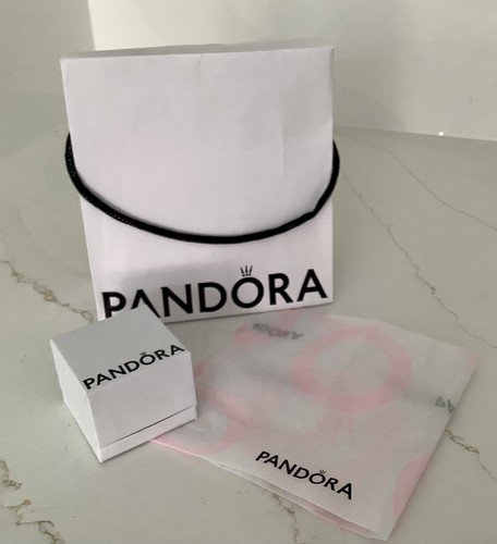 Genuine pandora small gift - **genuine,