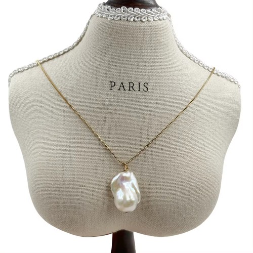 Cultured baroque pearl - cultured,