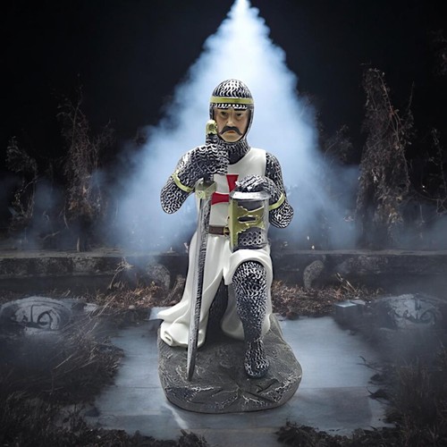 Crusader knight sculpture - knight,