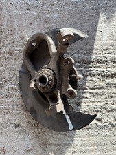 JAGUAR XK8 XKR 96-06 FRONT NEARSIDE LEFT HUB CARRIER