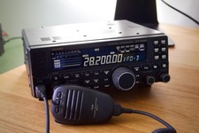 Yaesu FT-450D amateur radio