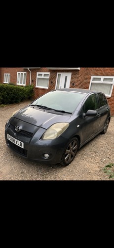 Toyota yaris sr breaking - sr,