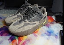 adidas Yeezy Boost 700 Mauve