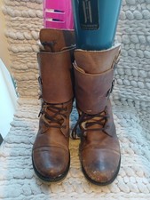 CARVELA  TAN COMBAT STYLE ANKLE BOOTS SZ 5