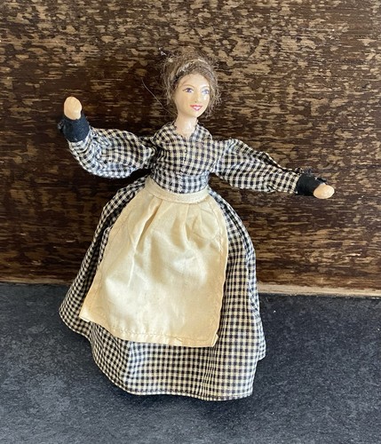 Beautiful vintage period - beautiful,