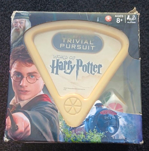 Hasbro trivial pursuit world - pursuit,