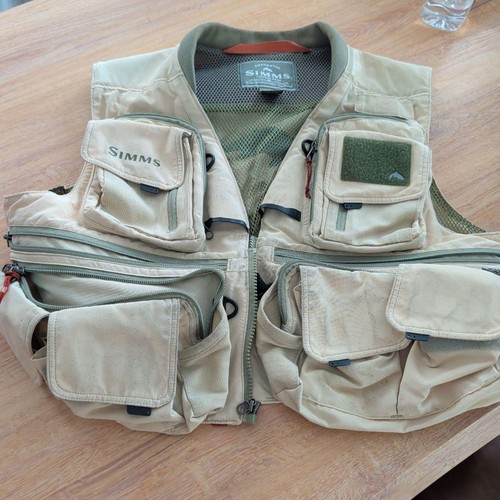Simms fishing vest size - simms, m