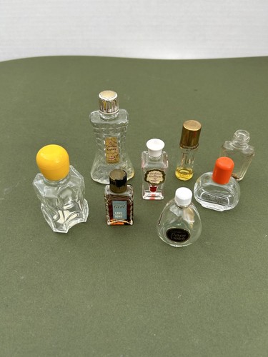 Job lot vintage miniature - of, 8