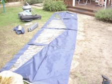 Camping/Caravanning wind breaker 4 Panels With window in Very Good Condition