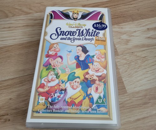 Walt disney classics snow - walt,
