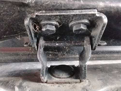 Left hinge tailgate ford - left,