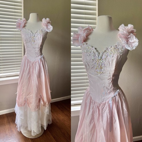 Vintage 80s pink satin - pink, lace