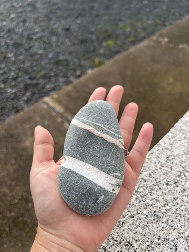 Handpicked irish wishing stone - handpicked,