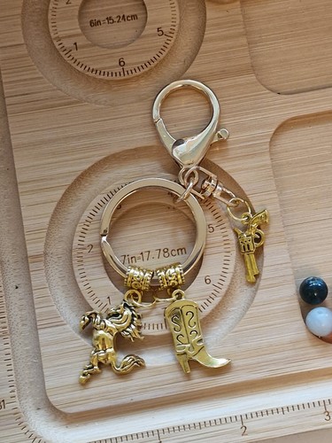 Handmade unique fashion - unique,