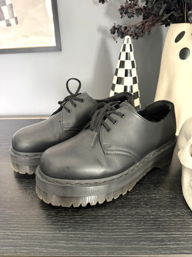 Martens size 5 - dr, uk