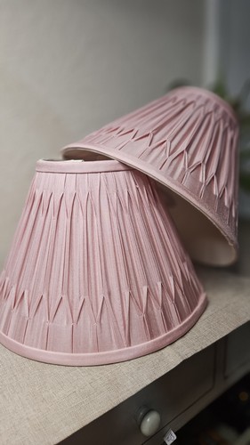 Laura ashley pink pinch - laura, pleat