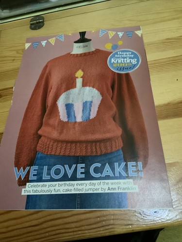 Woman love cake birthday - woman, we