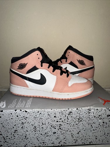 Nike air jordan mid - nike, 1