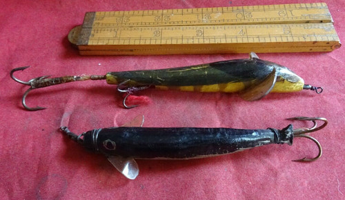 Interesting large vintage - 2x,