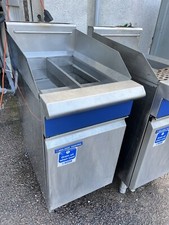 BLUE SEAL GT46 TWIN TANK 2 BASKET NATURAL GAS FRYER IN FULL WORKING ORDER!