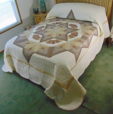 NEW! AMISH HANDMADE QUILT! ~ Broken Star Fan~ 105 x 115