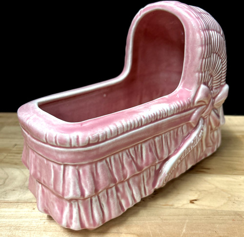 Adorable vintage wicker look - adorable,