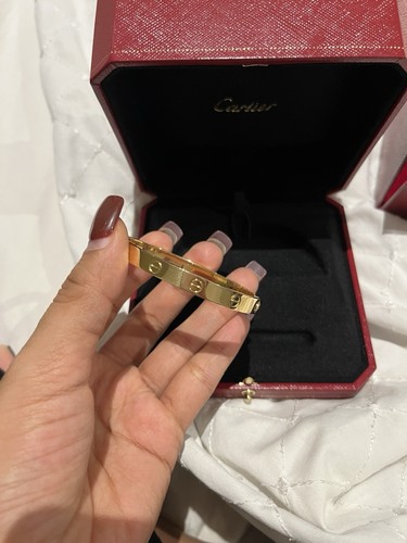 Cartier love bracelet - cartier,