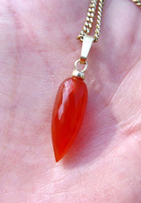9ct yellow gold 6cts genuine Carnelian gemstone spike 19mm drop pendant 375 Box