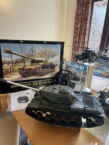 Tamiya js 2 - 1/16, js-2