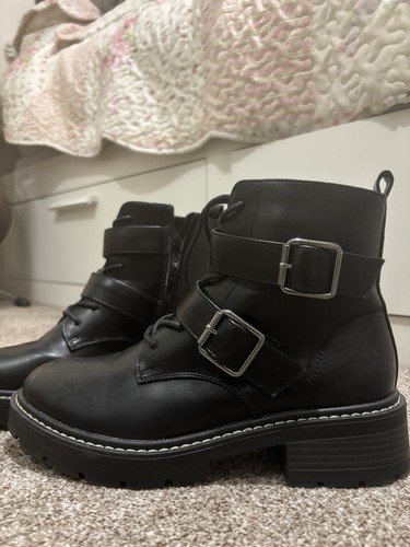 Women ankle boots - women's,
