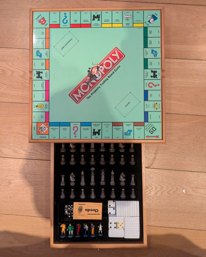 Parker monopoly cluedo - monopoly,