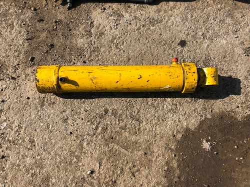 C84 mini digger hydraulic - digger, ram