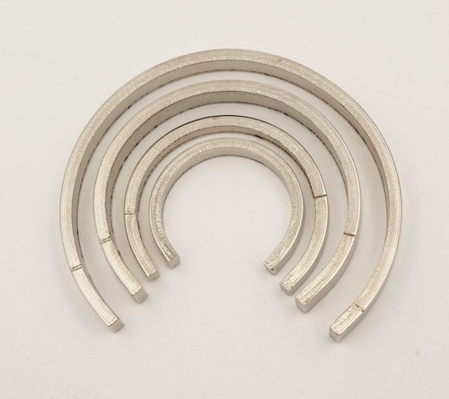 Clock mainspring flat clamps - clock, c