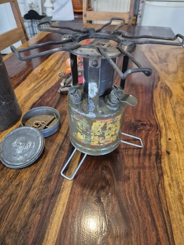 Ww2 hurlock stove - hurlock, field