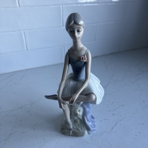 Casades porcelain ballerina - casades,