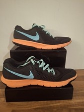 Womens Nike Flex Experience