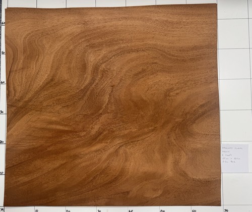 Mahogany swirl real wood - mahogany,