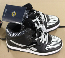 Heelys Reebok Size 5 Youth