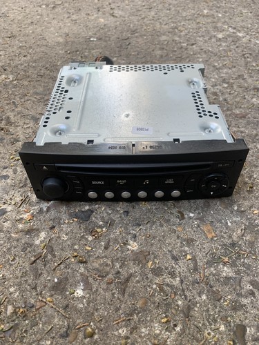 Peugeot 207 stereo - 207,