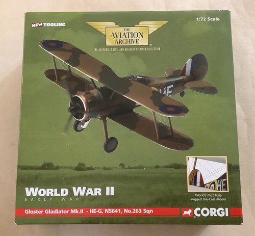 Corgi aviation gloster - corgi,
