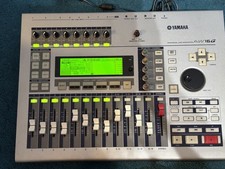 Yamaha AW16G 16-Track Professional Audio Workstation with power supply & box