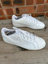 mens NIKE court tradition - size uk 9.5 ( 2016 ) great condition ( ref PPP )